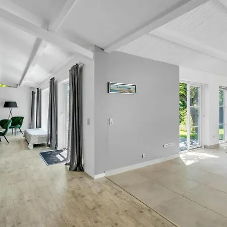Stunning In With Kitchen 度假居 *